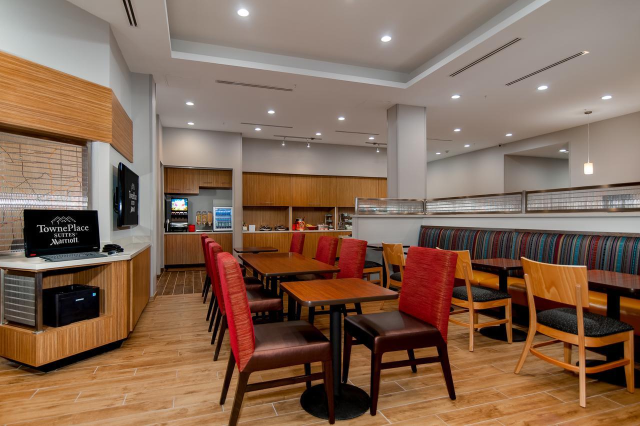 Towneplace Suites Fort Worth University Area/Medical Center Bagian luar foto